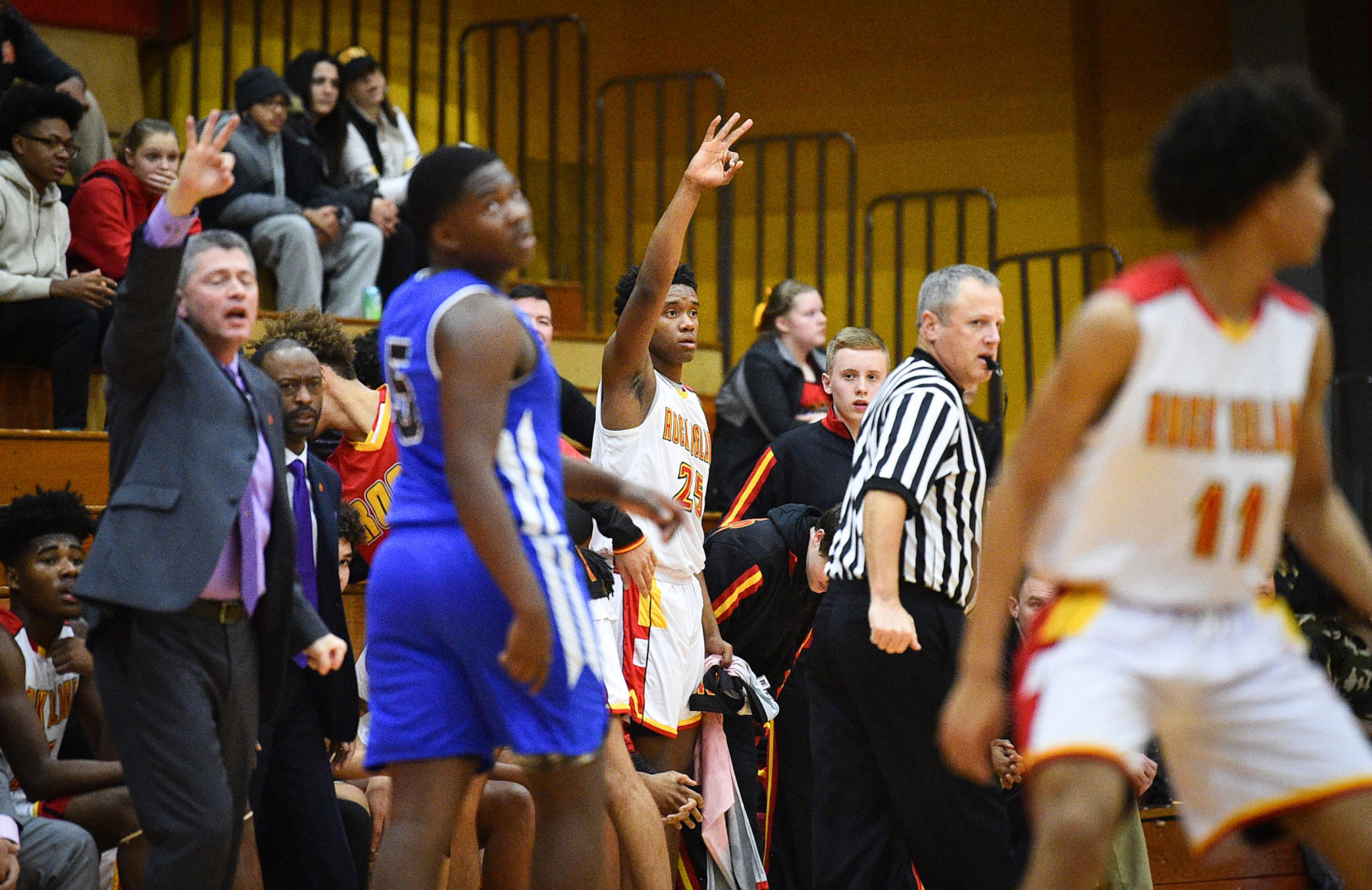 112919-mda-spt-rocky-hoops-074a.jpg